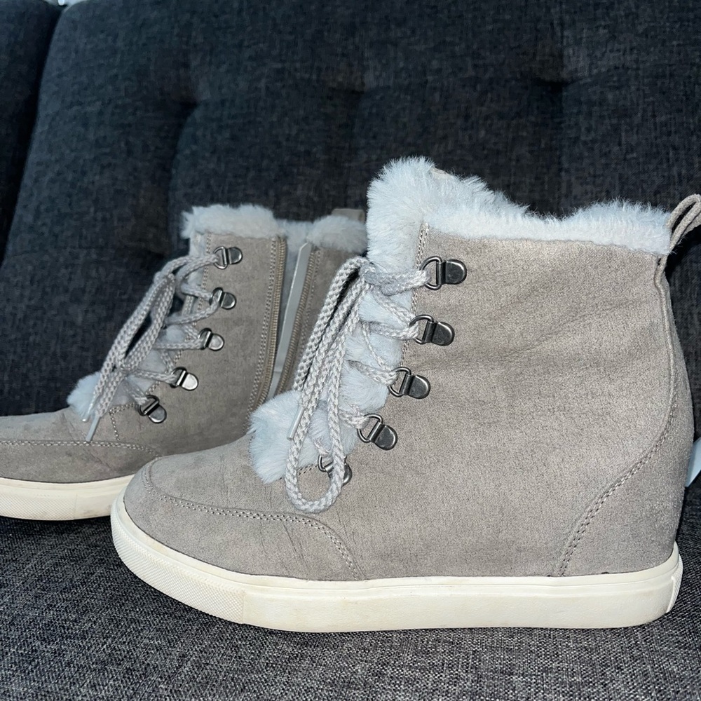 Grey faux fur wedge boot